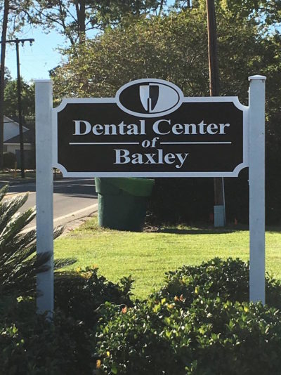 Baxley Dental Center - Sign